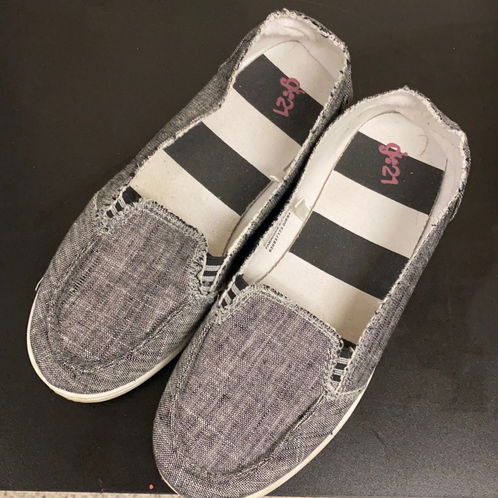 G21 slip on shoes